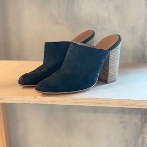 Vintage Matisse navy suede mules